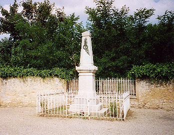 Monument aux morts d' Auvers St Georges