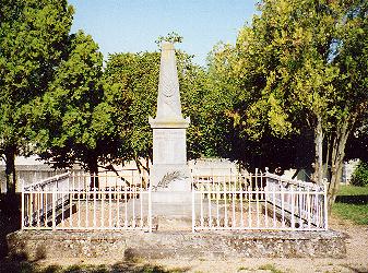 Monument aux morts de Guigneville sur Essonne