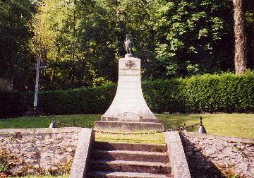 Monument aux Morts de Chalo-saint-Mars