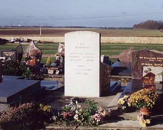 Monument aux Morts de Auvernaux